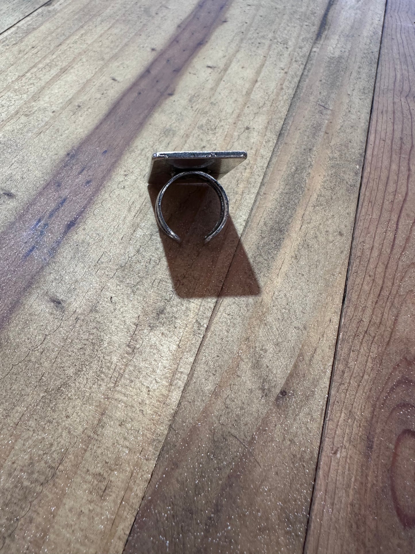 Playing card ring