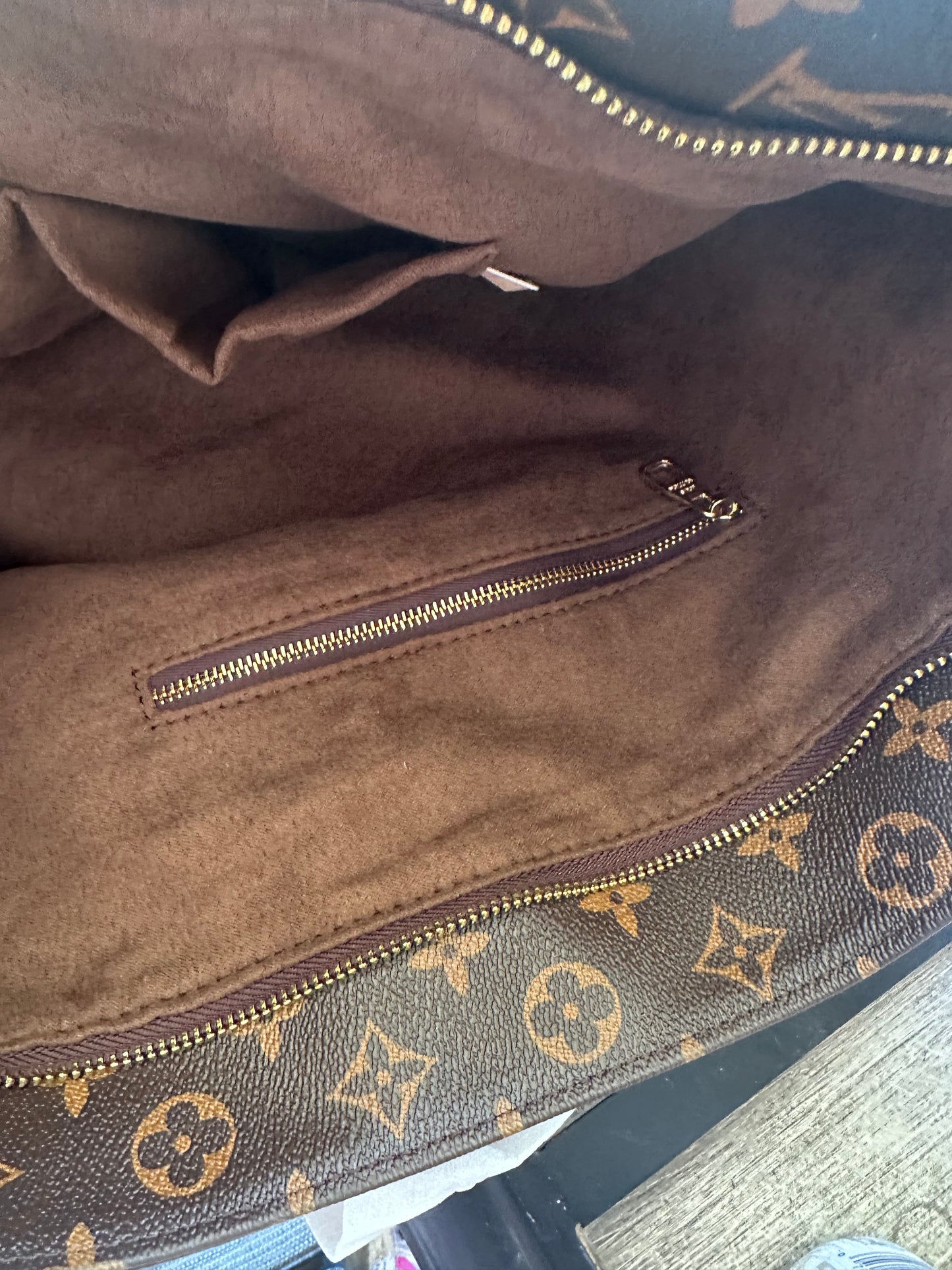 Luxury Inspired shoulder bag -LV