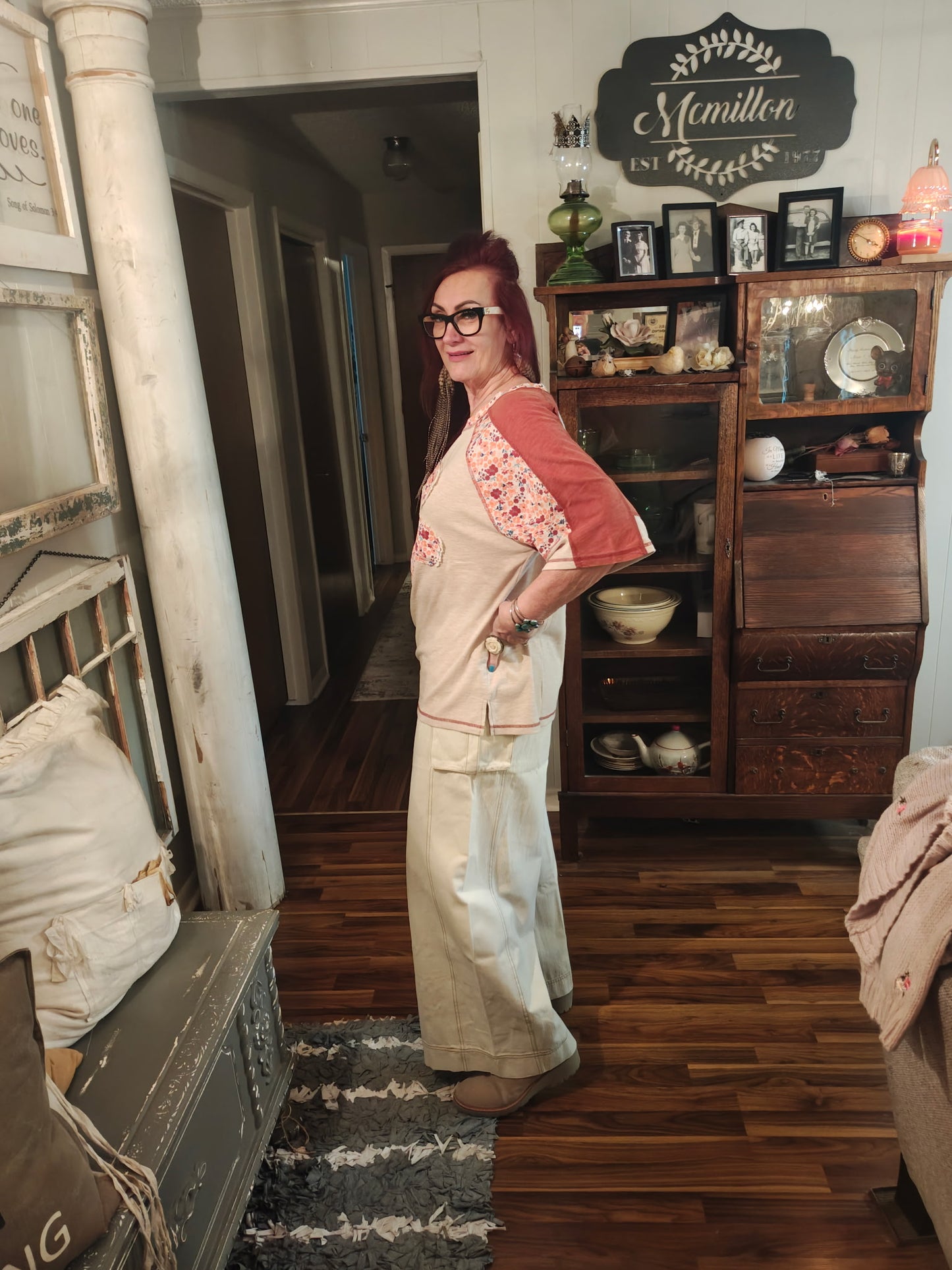 Easel- khaki half sleeve daisy patch front top