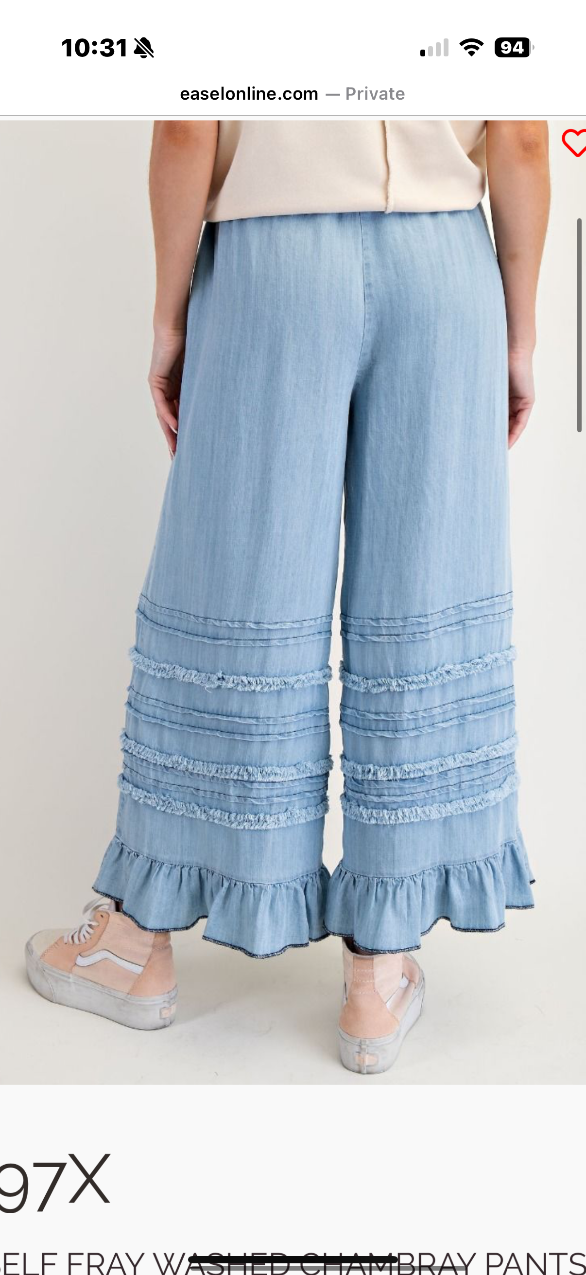 Easel Self Fray Ruffle Bottoms