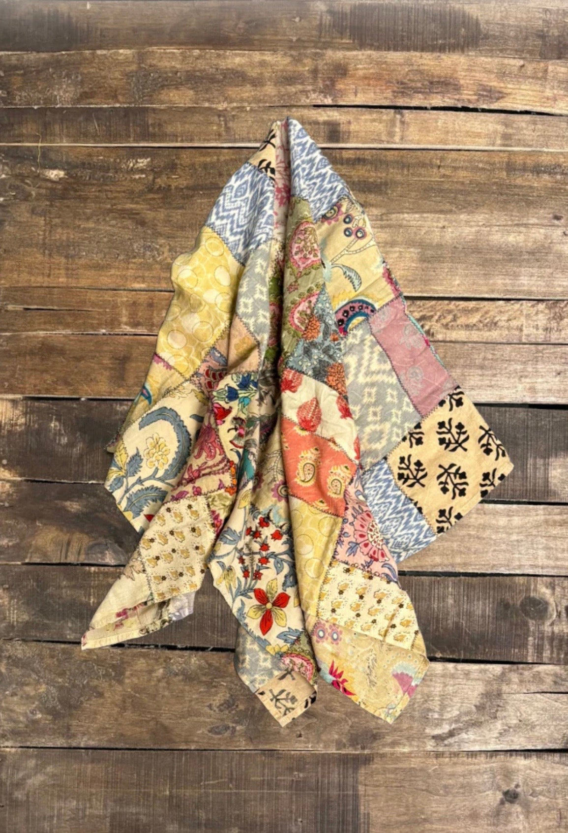Patchwork Love Bandana XL - Tea Stain