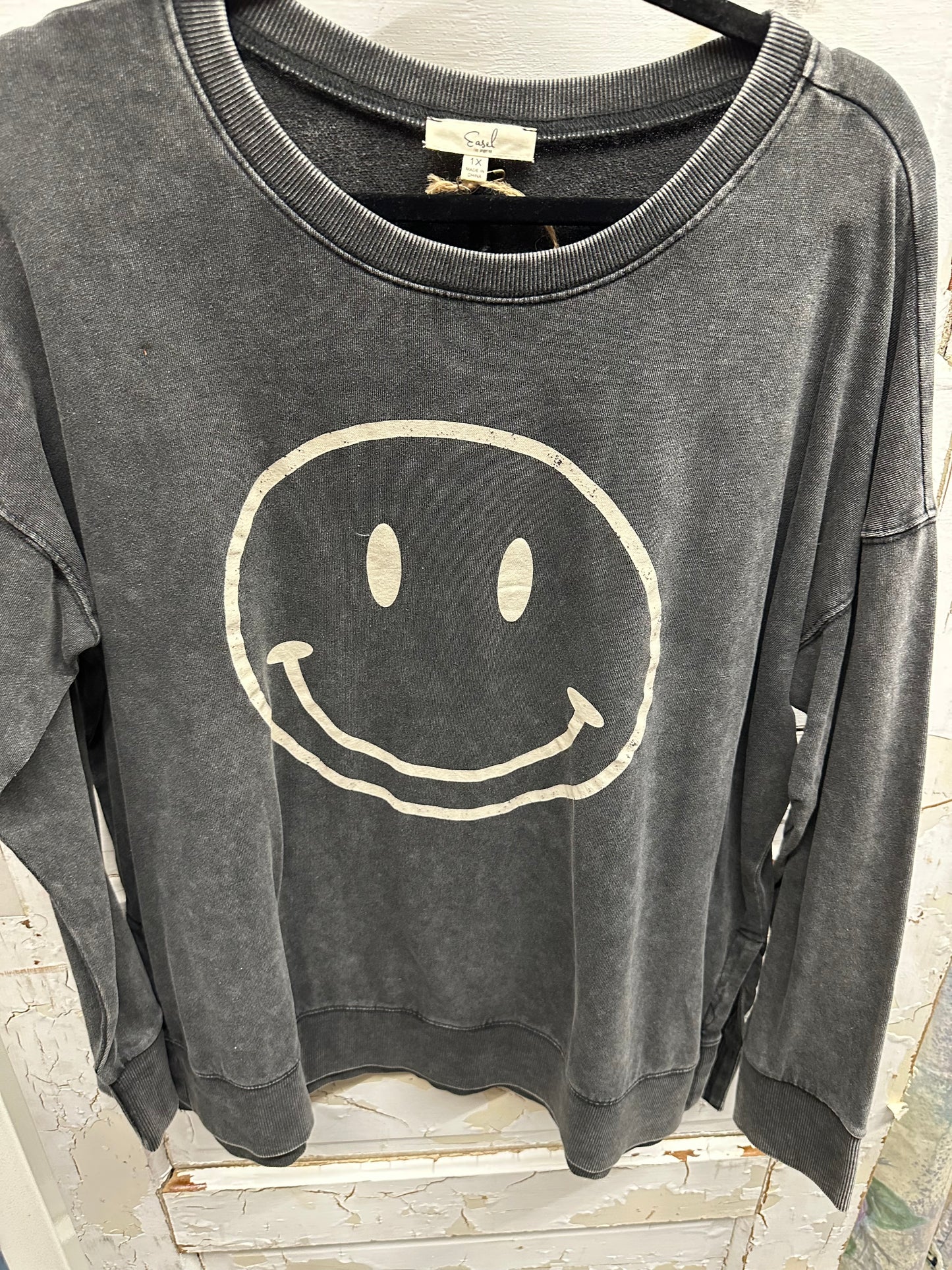 Easel smiley sweatshirt