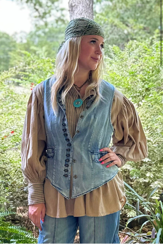 Mesmerized Vest - Chambray