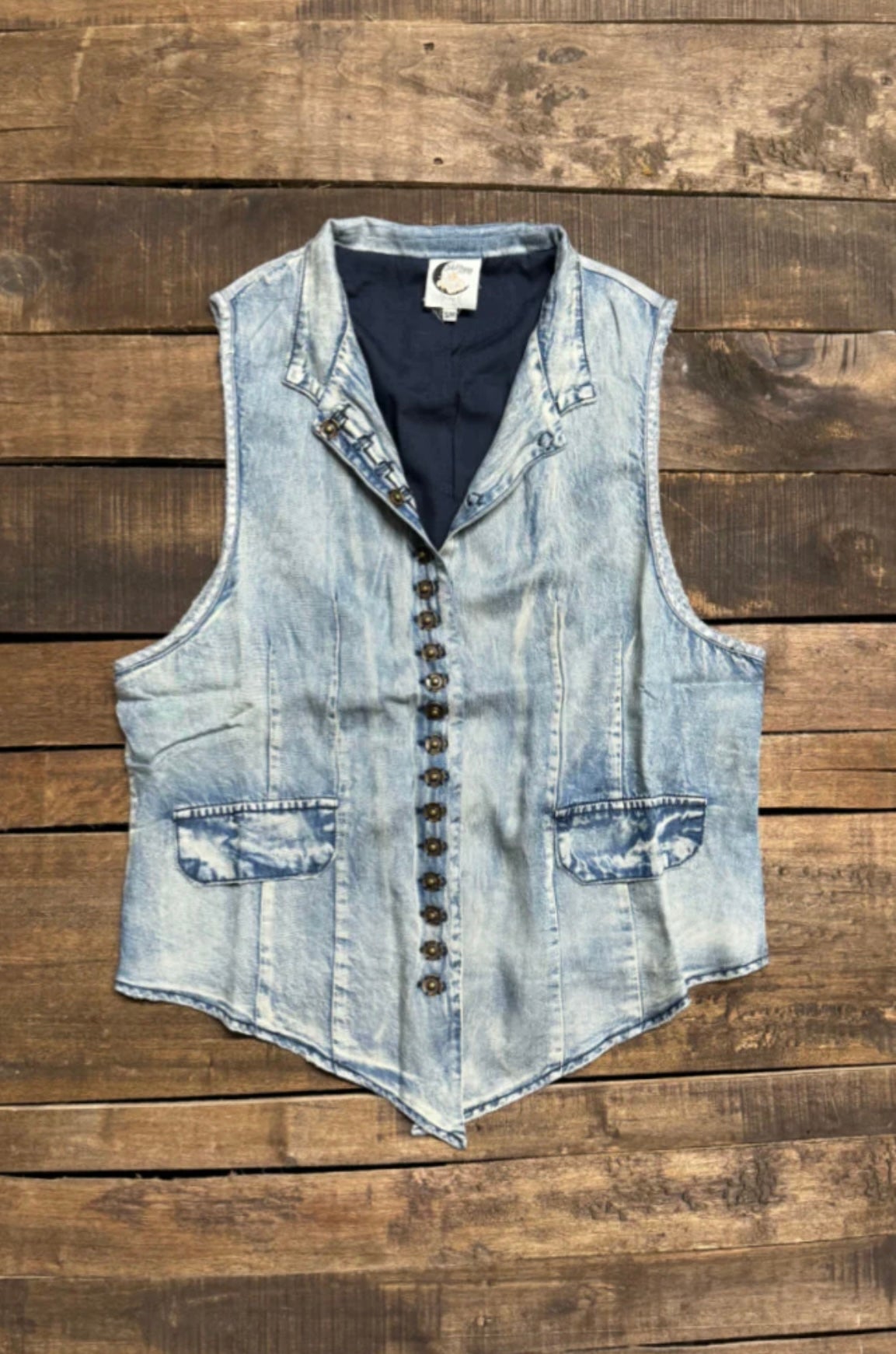 Mesmerized Vest - Chambray