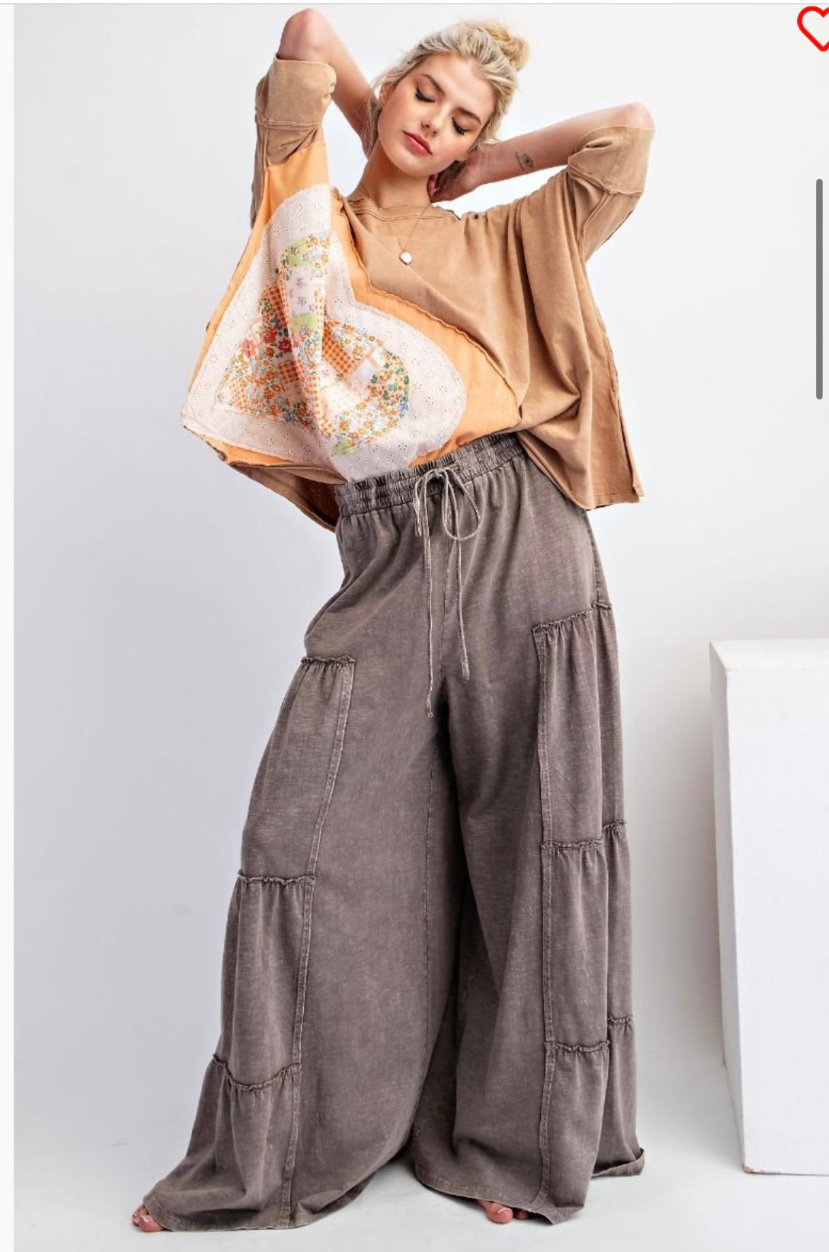 Easel pants