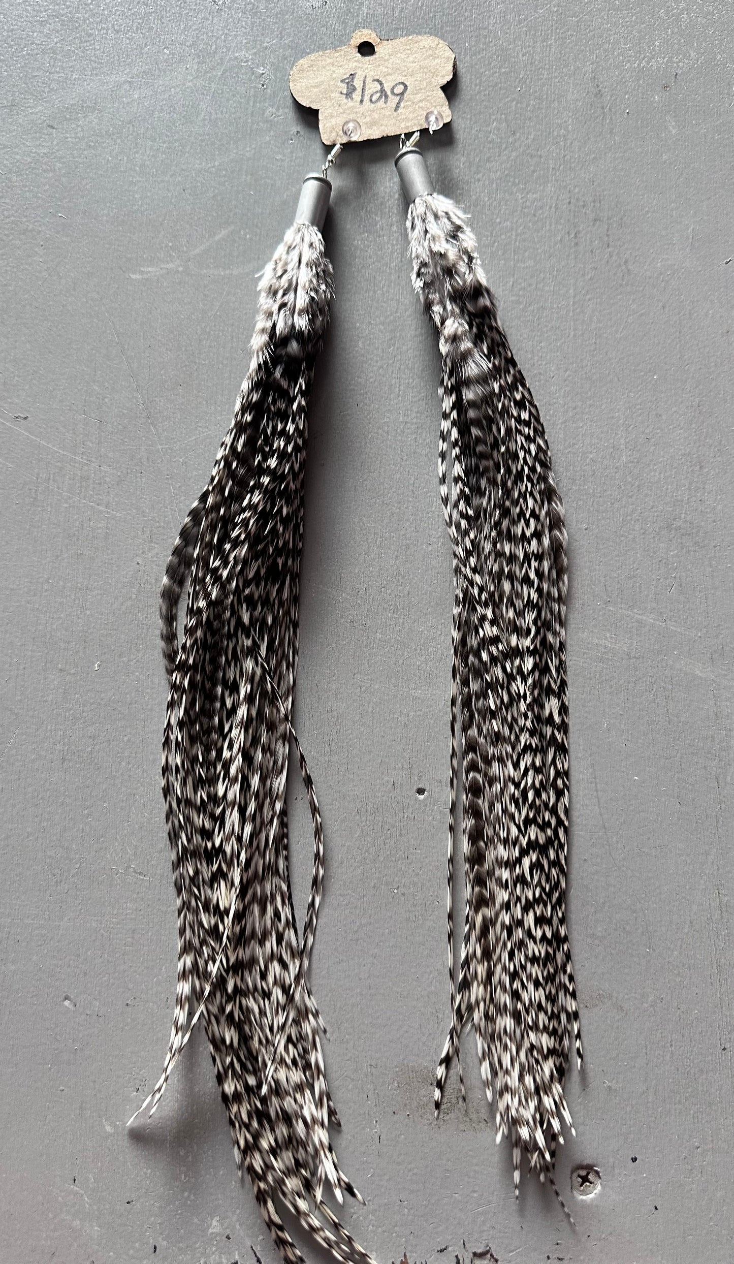 Stylz Long Guiness Feather Earings