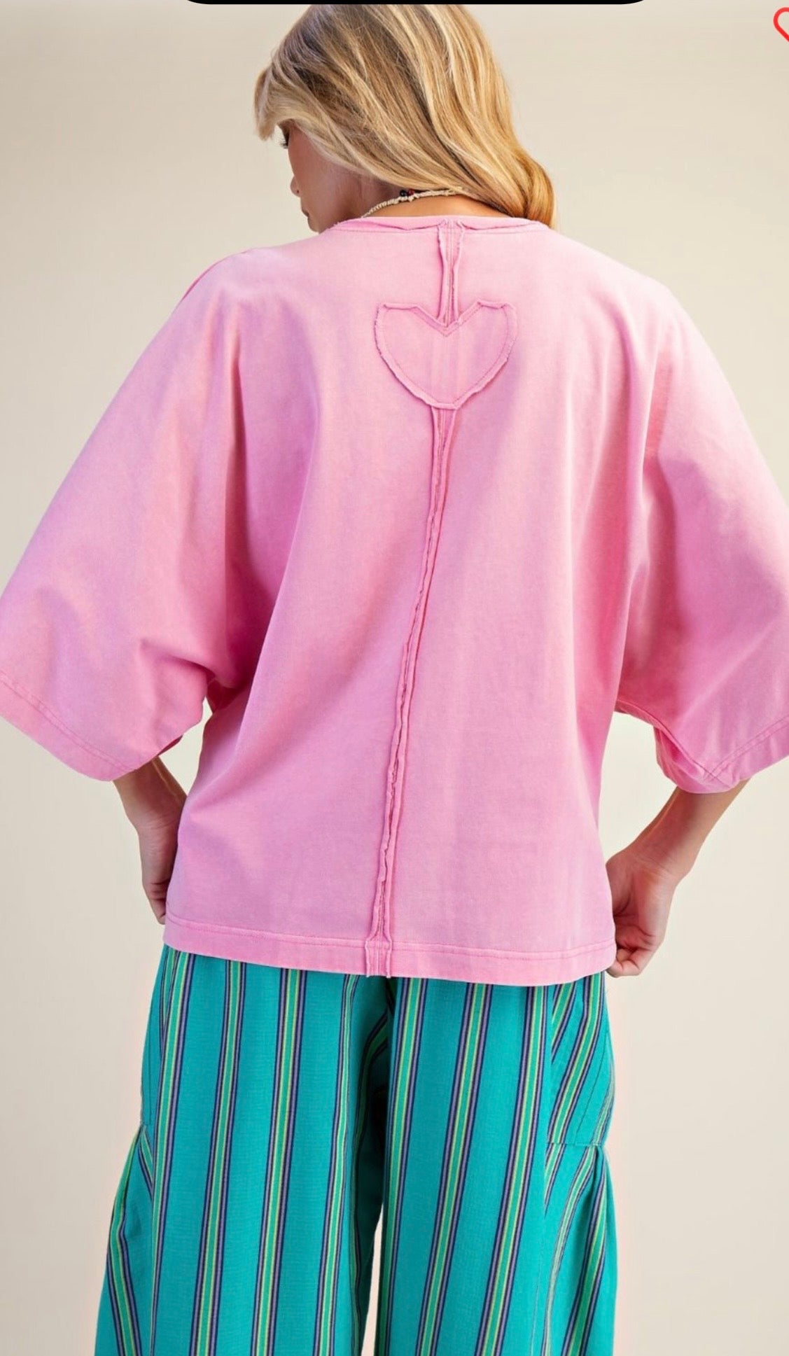 Easel Heart Top