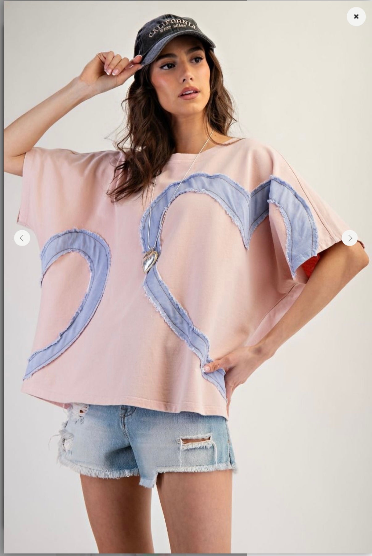 Easel Heart Patch short sleeve shirt