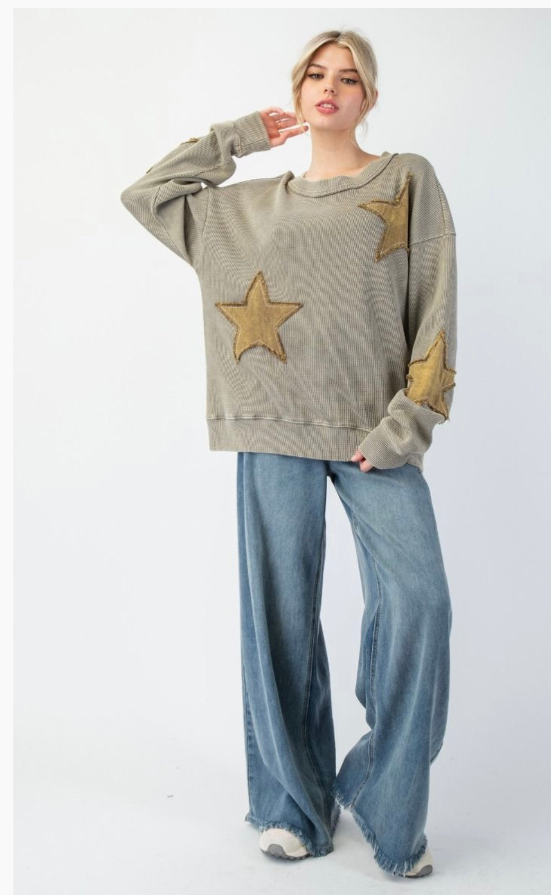 Easel Star Patch Sweatshirt