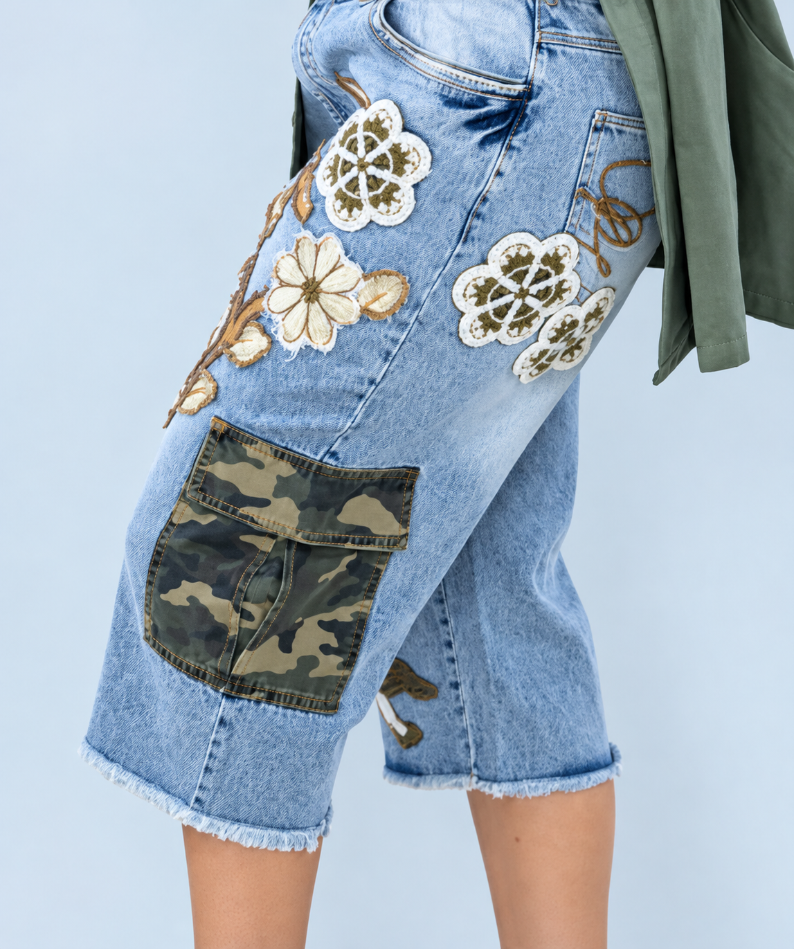 Hidden Trails Shorts