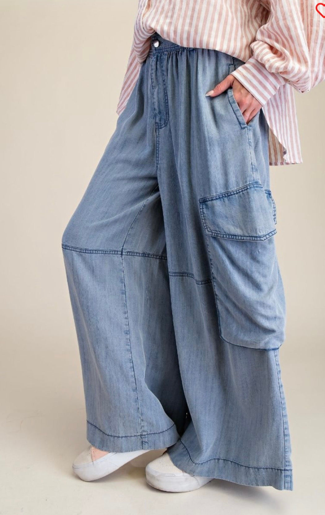 Easel Chambray Cargo Pants