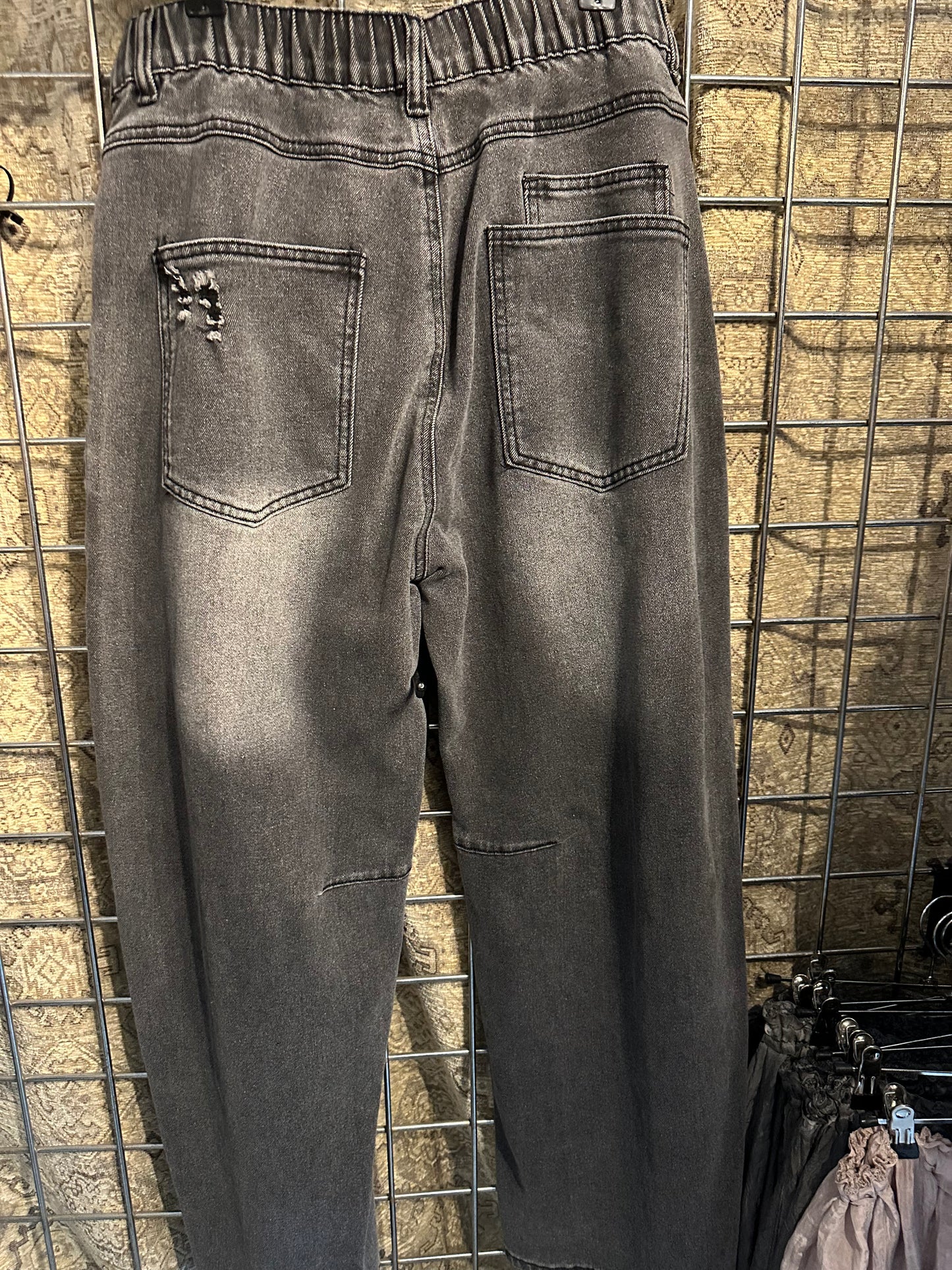 Blue velvet barrel jeans