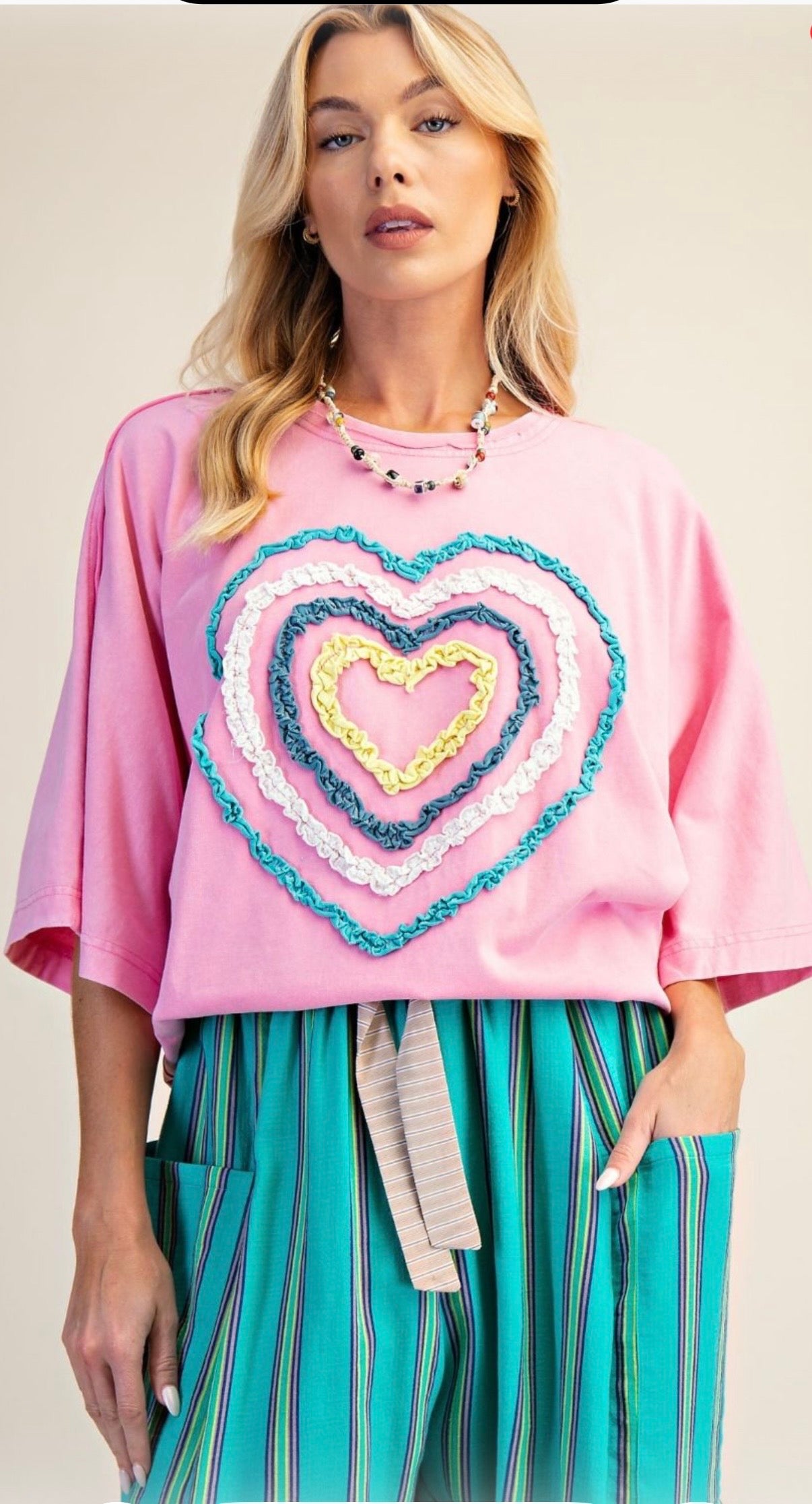 Easel Heart Top