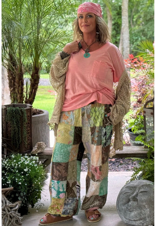 Moon Dance V-Neck Tee - Coral