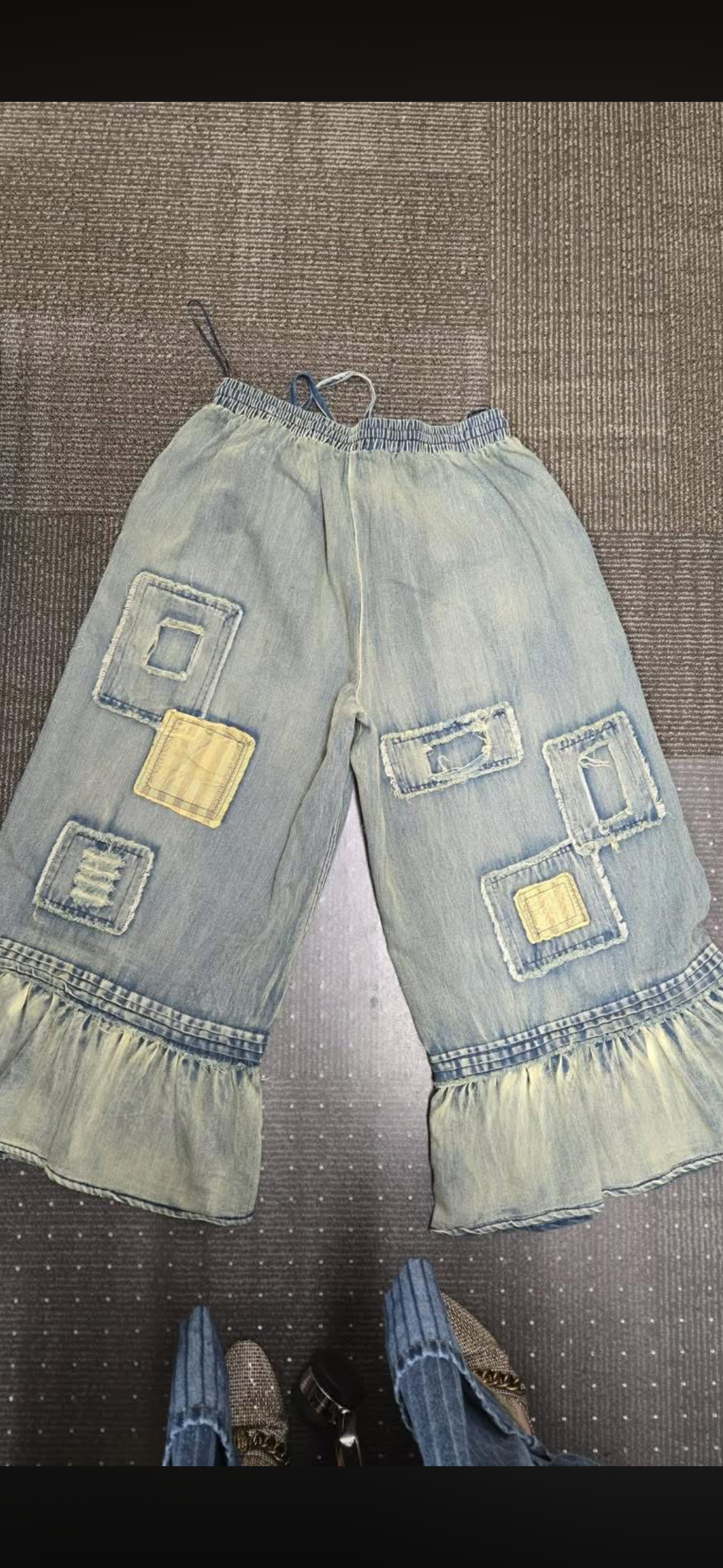 Embroidered patchwork ruffle hem pants ( preorder)