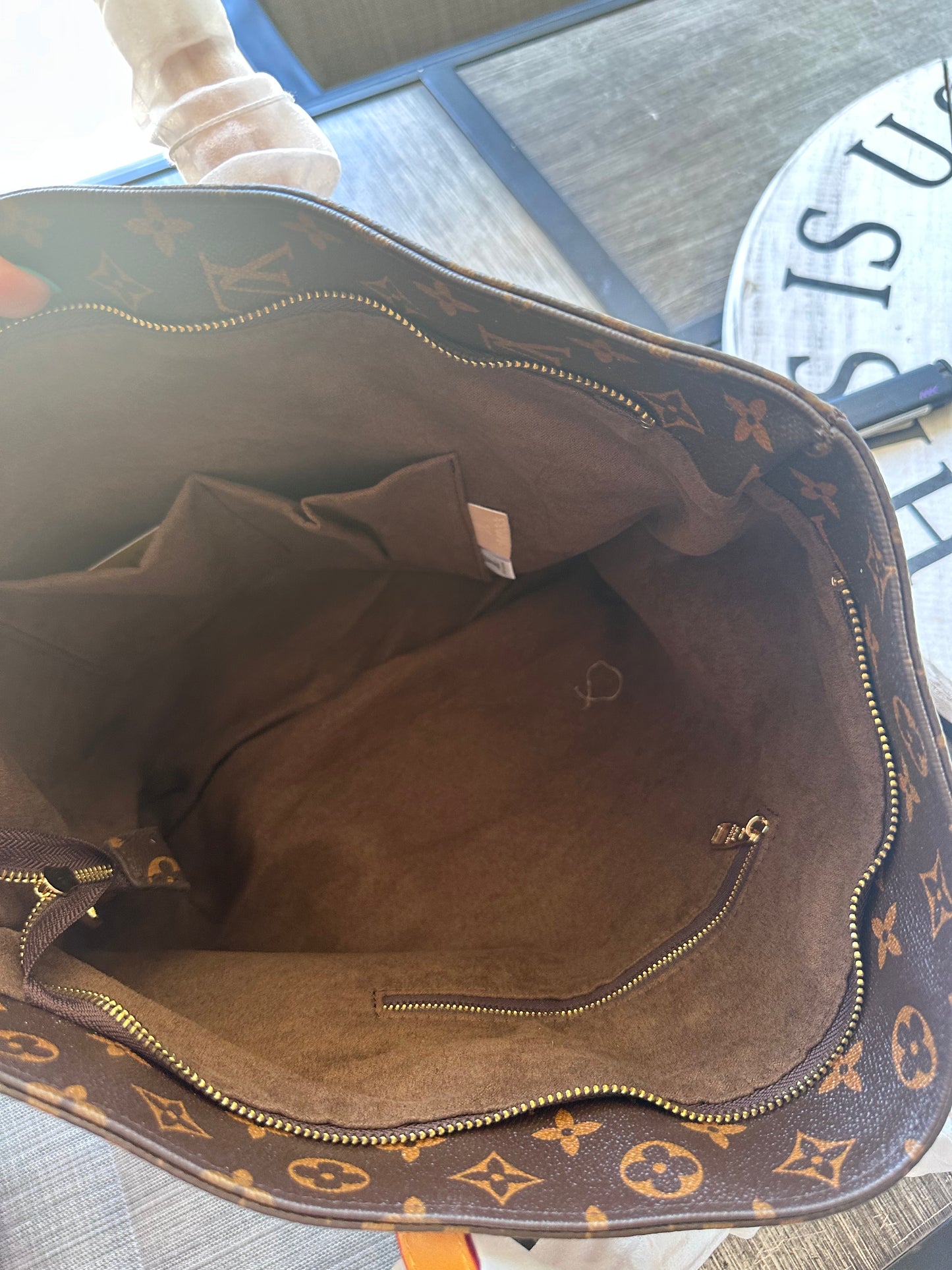 Luxury Inspired shoulder bag -LV