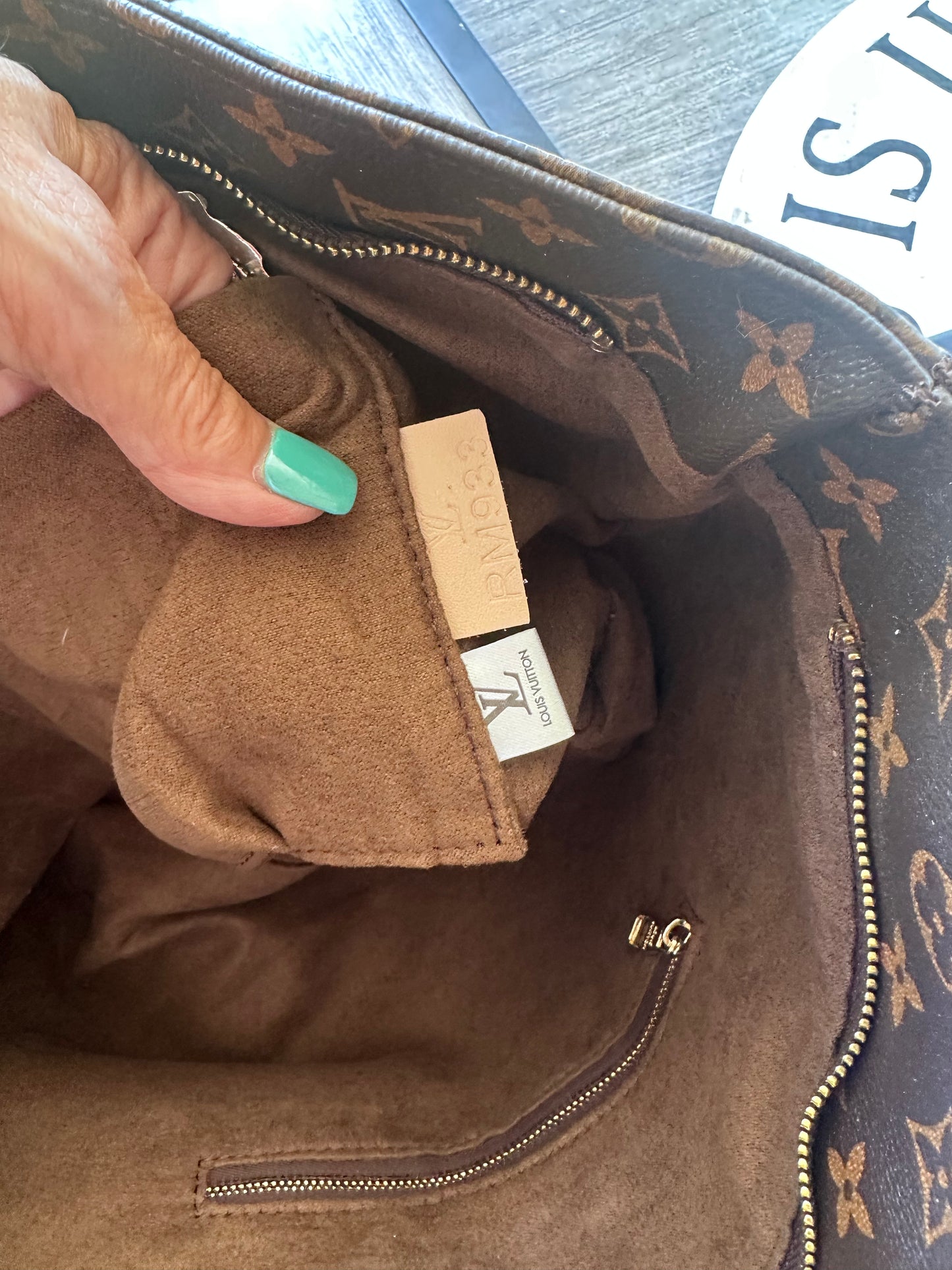 Luxury Inspired shoulder bag -LV
