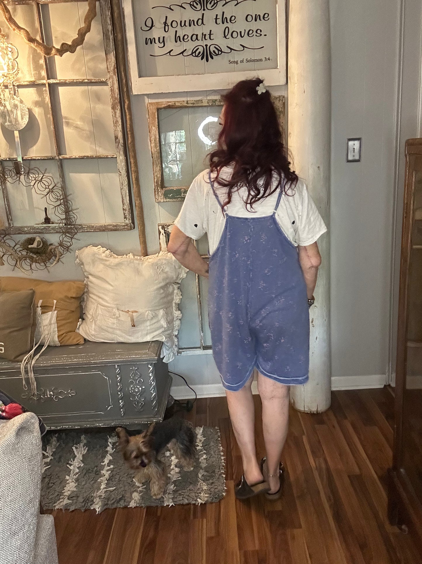 Easel short romper with flowers lt blue